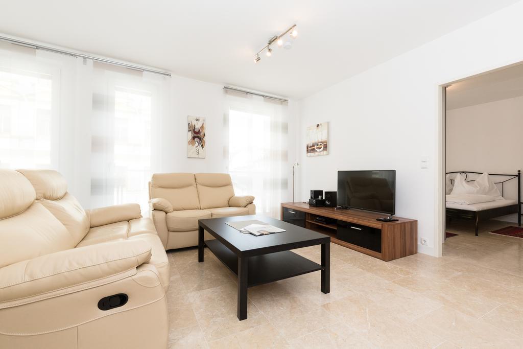 Rafael Kaiser - Paros Apartment - Contactless 24H Check-In 비엔나 외부 사진
